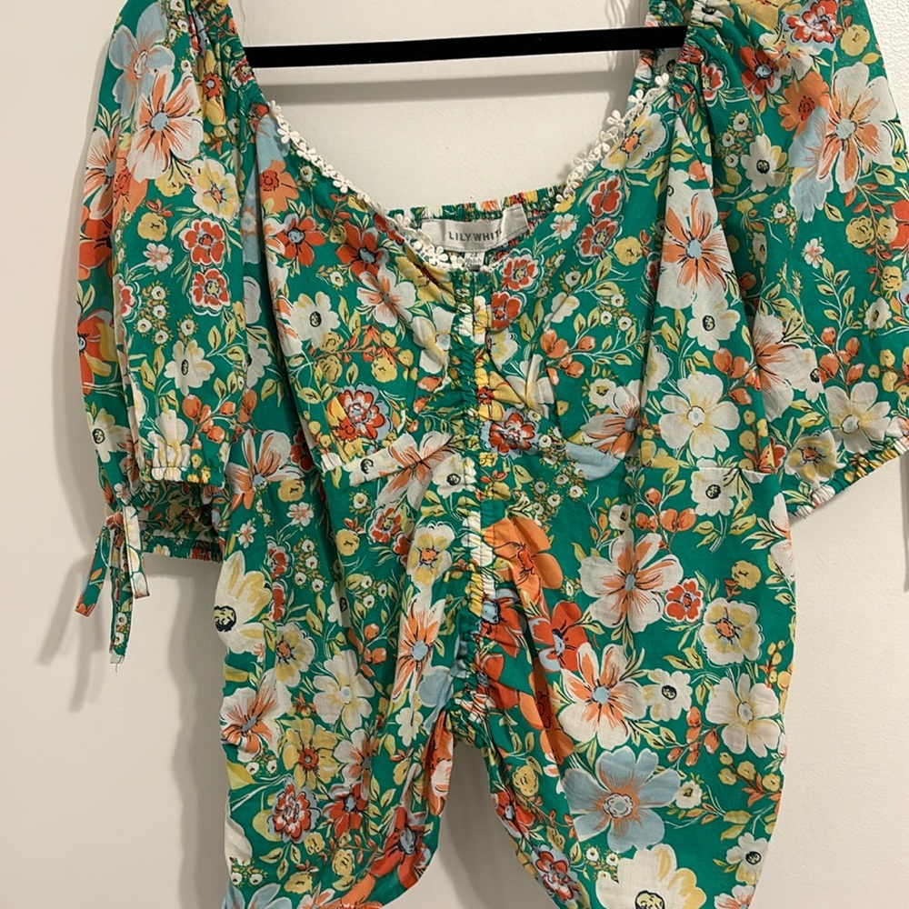 Pretty blouse